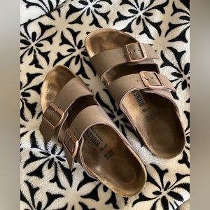 Birkenstock sandals size 39